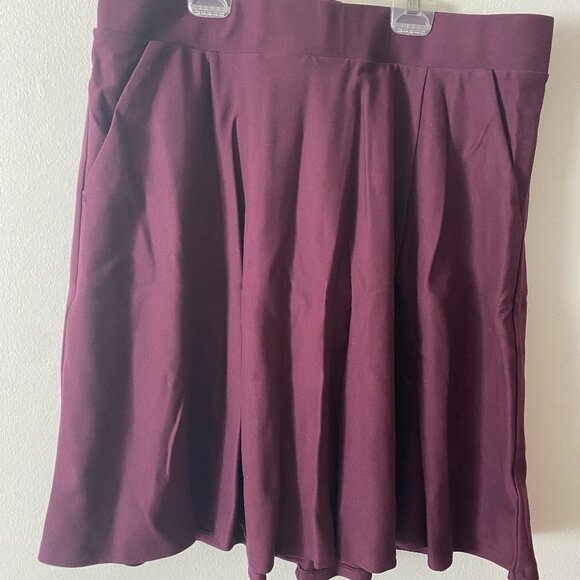 Torrid Burgundy Skater Skirt - Picture 1 of 4